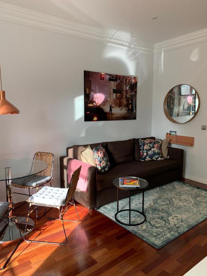 I19 - One Bedroom Apartment Madrid Buitenkant foto
