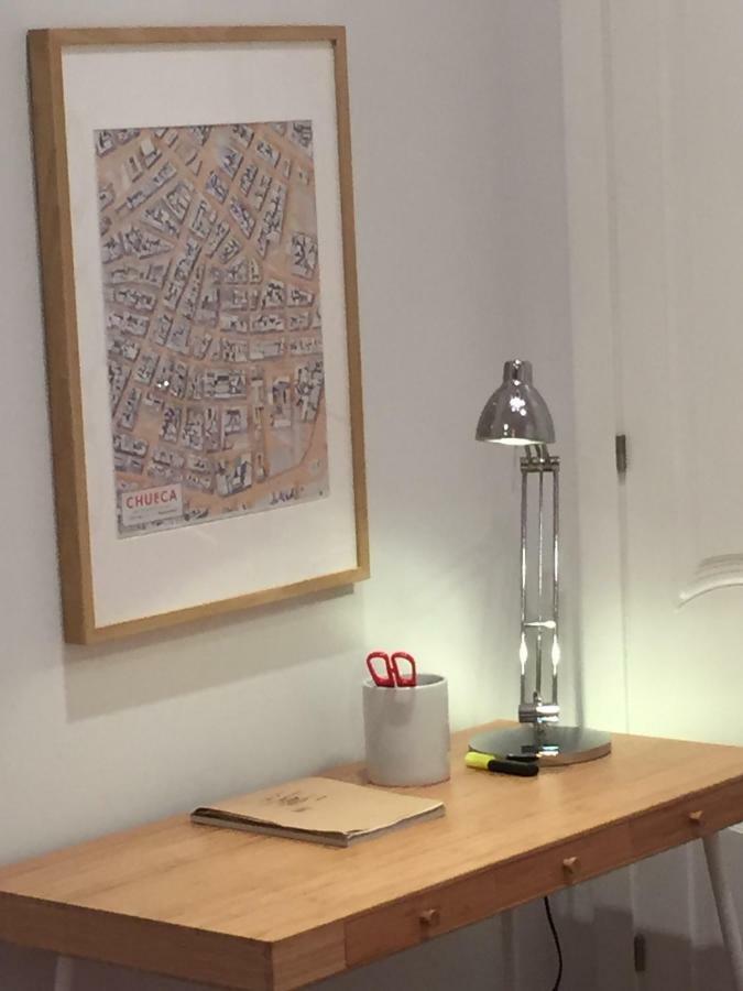 I19 - One Bedroom Apartment Madrid Buitenkant foto